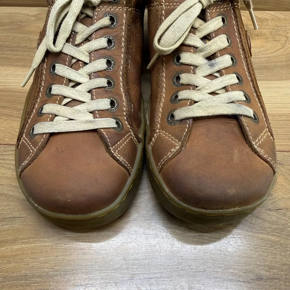 Dr Martens Vintage Casual Low Sneakers Mens 8 Tan Brown Leather Square Toe Y2K